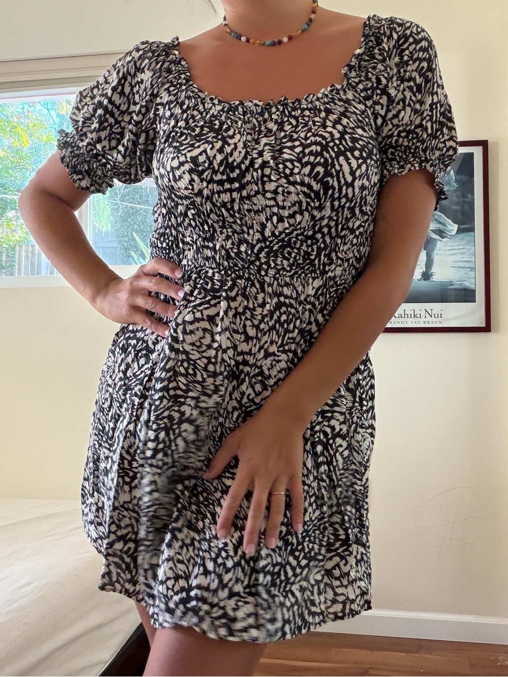 H&M Puff Sleeve Crinkled Smocked Bodice Mini Dress Tunic Top in Black & White
